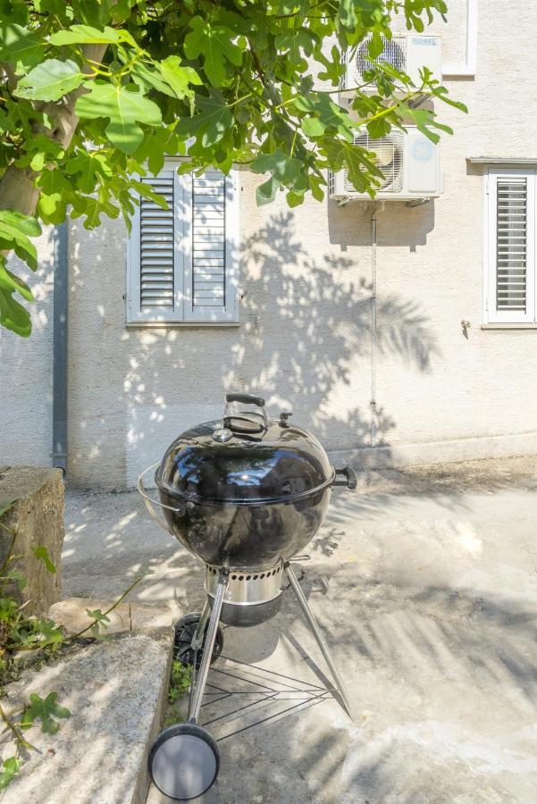 Apartments By The Sea Baska Voda, Makarska - 17570 ภายนอก รูปภาพ